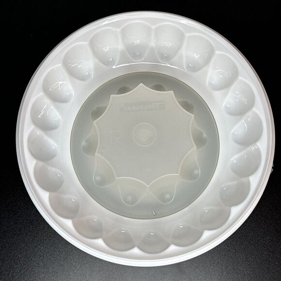Tupperware 3 Piece White Jello Ring Gelatin Mold W/Lid #1201 1202 & 1203 - Picture 5 of 7